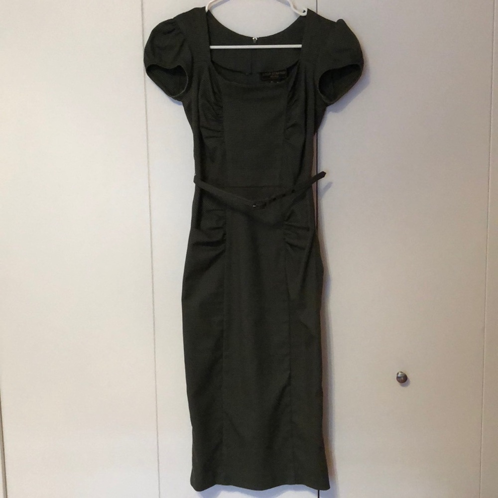 Stop Staring! olive houndstooth wiggle dress!